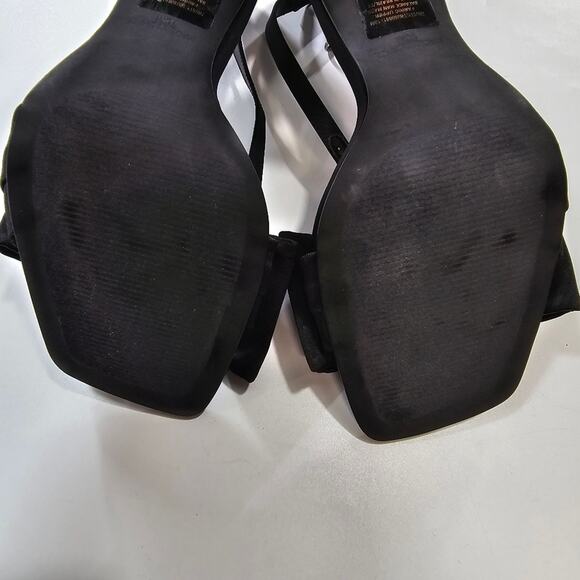 Steve Madden Trusty Sandal in Black - Picture 6 of 9